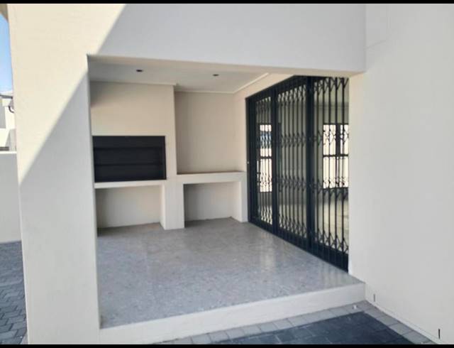 3 BEDROOM PROPERTY TO RENT IN EDEN PARK
